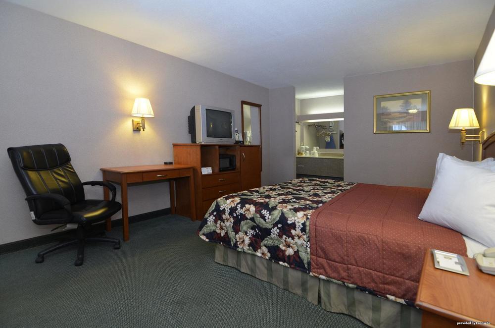 Best Western Windsor Inn Дюмес Номер фото